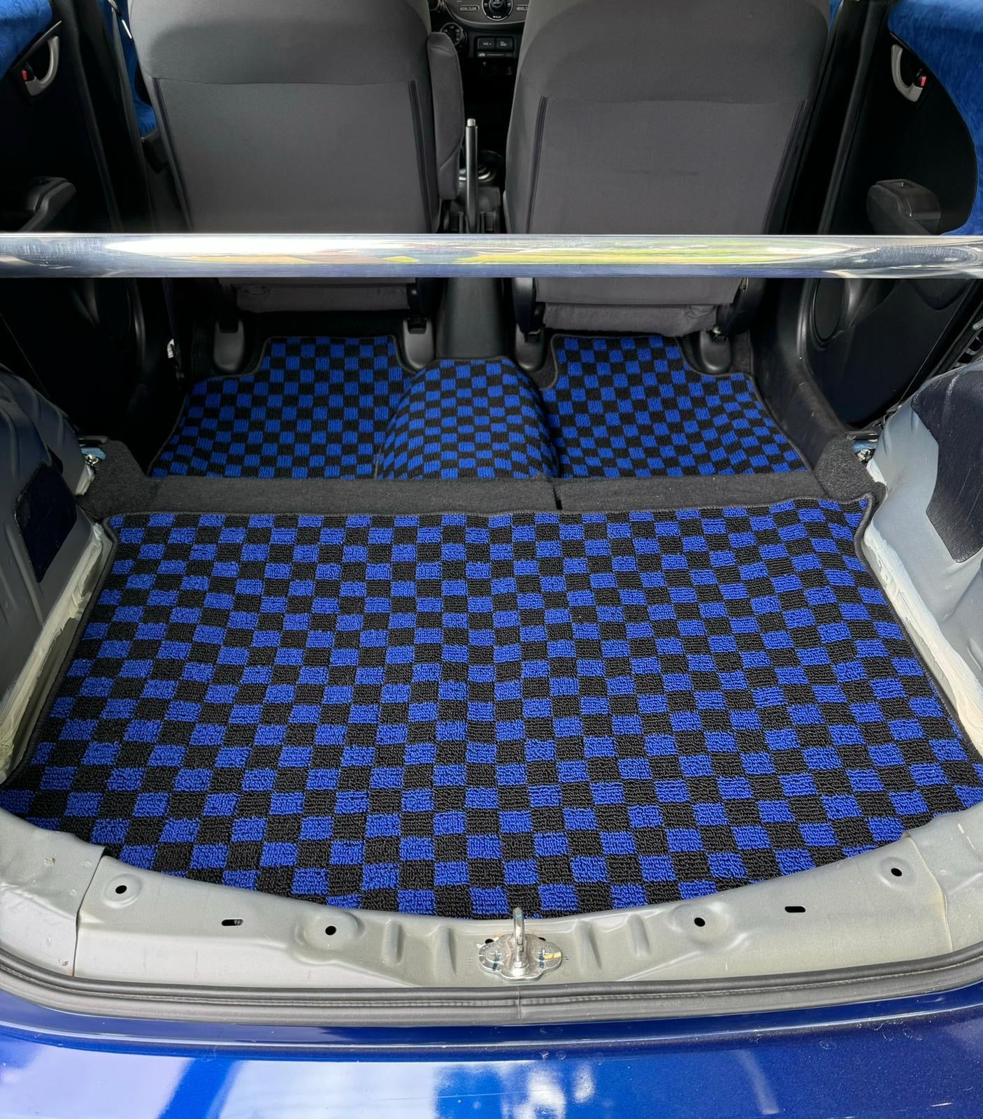 Checkered trunk mats for Honda Fit GE8 (09-14)